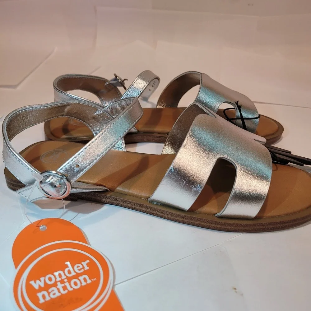 Wonder Nation Girls' US Size 2 Silver Metallic Ankle Strap Flat Sandals New Tags